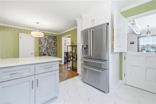 1804 Elkhart Dr, Greensboro, NC 27408 - Photo 5
