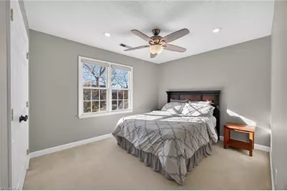 3112 Peninsula Drive, Jamestown, NC 27282 - Photo 35