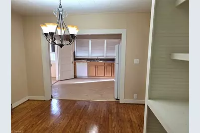 816 Banner Street, Mount Airy, NC 27030 - Photo 9