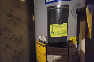 2305 Wilcox Dr, Greensboro, NC 27405 - Photo 9