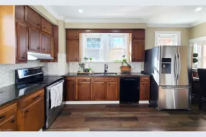 3606 Country Club Road, Winston-Salem, NC 27104 - Photo 13