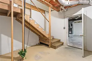 707 Willowmoore Ave, Thomasville, NC 27360 - Photo 31