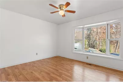 707 Willowmoore Avenue, Thomasville, NC 27360 - Photo 19