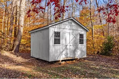 233 Elon Drive, Reidsville, NC 27320 - Photo 37