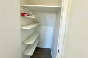 2913 Marthas Pl, Greensboro, NC 27408 - Photo 5