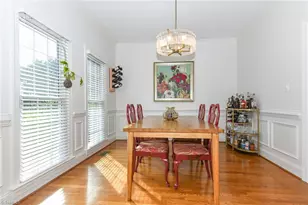 5810 Windhurst Ct, Greensboro, NC 27410 - Photo 13