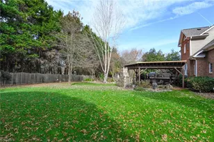 5810 Windhurst Ct, Greensboro, NC 27410 - Photo 35