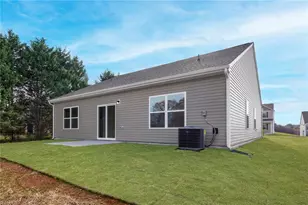 1084 Russell Dr, Winston-Salem, NC 27127 - Photo 3