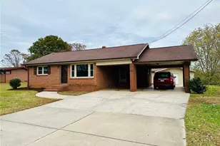 3028 Sparta Rd, North Wilkesboro, NC 28659 - Photo 1