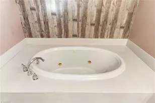 124 Ridgeway Ln, Lexington, NC 27295 - Photo 37