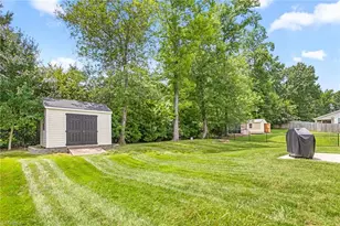 1041 Wisteria Dr, Elon, NC 27244 - Photo 15