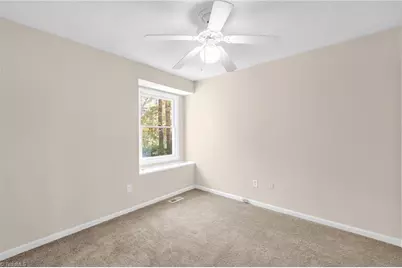 10 Dunnberry Court, Greensboro, NC 27455 - Photo 13