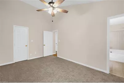 10 Dunnberry Court, Greensboro, NC 27455 - Photo 11