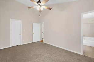 10 Dunnberry Ct, Greensboro, NC 27455 - Photo 11