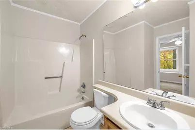 10 Dunnberry Court, Greensboro, NC 27455 - Photo 15