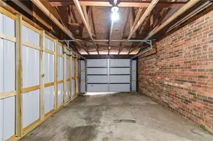 2540 Lockwood Dr, Winston-Salem, NC 27103 - Photo 35