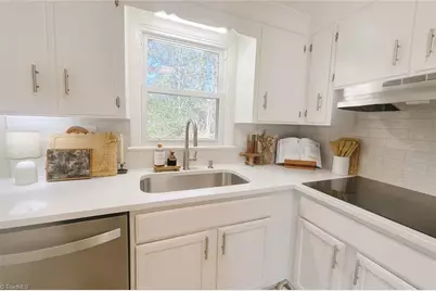 255 Shatley Orchard Street, North Wilkesboro, NC 28659 - Photo 7