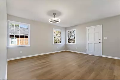 210 Forest Hill Avenue, Winston-Salem, NC 27105 - Photo 5