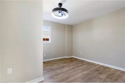 210 Forest Hill Avenue, Winston-Salem, NC 27105 - Photo 13