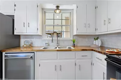 210 Forest Hill Avenue, Winston-Salem, NC 27105 - Photo 9