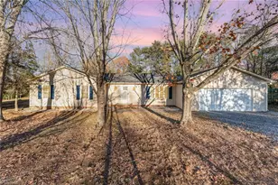 8313 Knight Village Cir, Stokesdale, NC 27357 - Photo 31