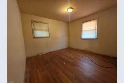 807 Tuscaloosa Street, Greensboro, NC 27406 - Photo 11