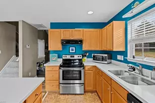 4549 Cross Ridge Ln, Greensboro, NC 27410 - Photo 11