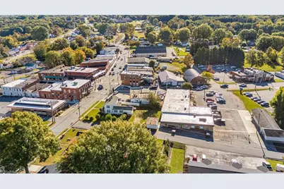 204 S Main Street, King, NC 27021 - Photo 9