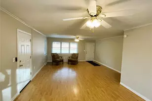 1142 Liberty Dr, Thomasville, NC 27360 - Photo 5