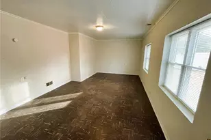 1142 Liberty Dr, Thomasville, NC 27360 - Photo 17