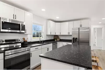 1604 Brooks Road, Reidsville, NC 27320 - Photo 7