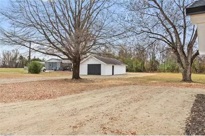 1604 Brooks Road, Reidsville, NC 27320 - Photo 17