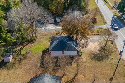 409 S Fayetteville Street, Liberty, NC 27298 - Photo 33