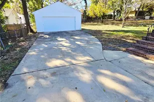 621 Grace Ave, Burlington, NC 27217 - Photo 19