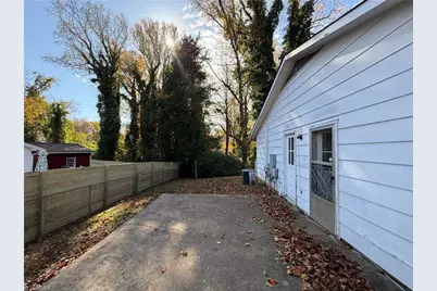 2770 Laguna Avenue, Winston-Salem, NC 27103 - Photo 15