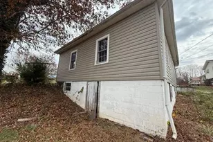 146 Thunder Ln, Millers Creek, NC 28651 - Photo 7