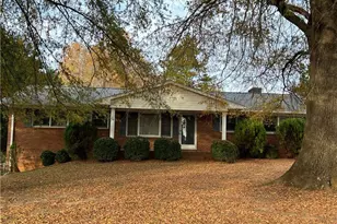 797 Sedge Garden Rd, Kernersville, NC 27284 - Photo 3