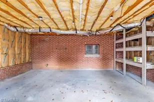 2311 Fernwood Dr, Greensboro, NC 27408 - Photo 37