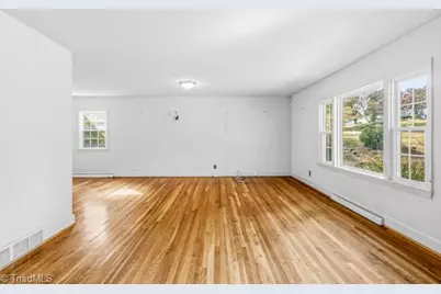 2311 Fernwood Drive, Greensboro, NC 27408 - Photo 9