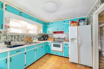 2200 US Highway 29 Bus, Reidsville, NC 27320 - Photo 9