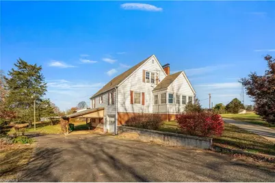 624 52 Bypass E, Pilot Mountain, NC 27041 - Photo 35