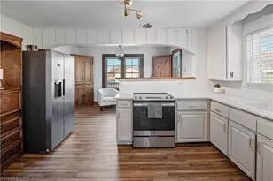 624 52 Bypass E, Pilot Mountain, NC 27041 - Photo 11