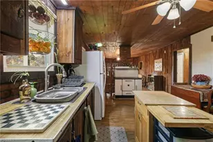 1090 Augusta Hicks Rd, Walnut Cove, NC 27052 - Photo 9