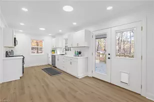 3603 Castleton Rd, Greensboro, NC 27406 - Photo 5