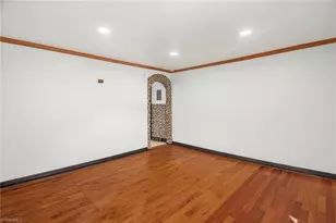 1514 Summit Ave, Greensboro, NC 27405 - Photo 13