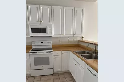 18 Wheelwright Court, Greensboro, NC 27455 - Photo 3