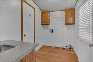 5507 Bridgeway Dr, Greensboro, NC 27406 - Photo 13