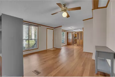 5507 Bridgeway Drive, Greensboro, NC 27406 - Photo 5