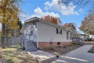 5507 Bridgeway Dr, Greensboro, NC 27406 - Photo 27