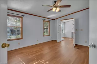 5507 Bridgeway Dr, Greensboro, NC 27406 - Photo 21